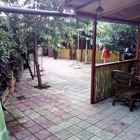 Cazare Firat Hostel *